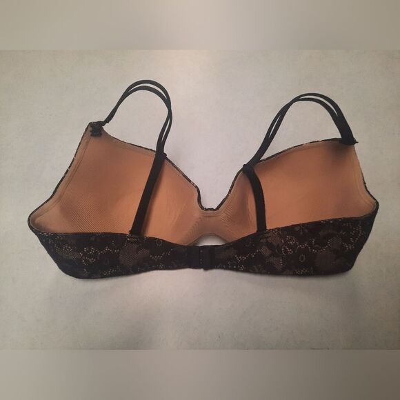 Victoria’s Secret Secret Embrace Push Up Bra in Black Lace 34C - Picture 2 of 3